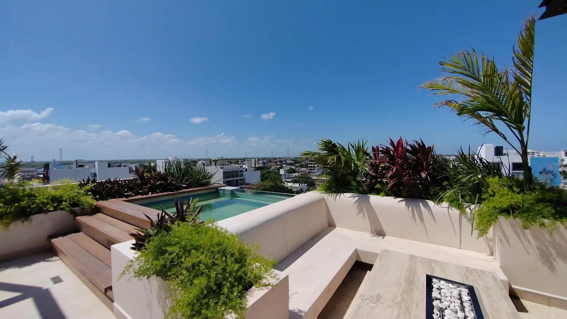 Nuevo! Maravilloso & Elegante Apartamento Centrico-Pool-Jacuzzi By Yeah Playa del Carmen Apartment